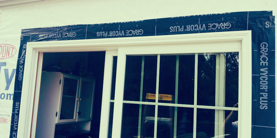 Sliding door